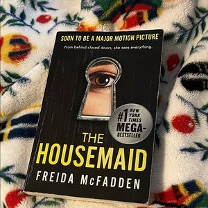 The Housemaid by Freida McFadden Book